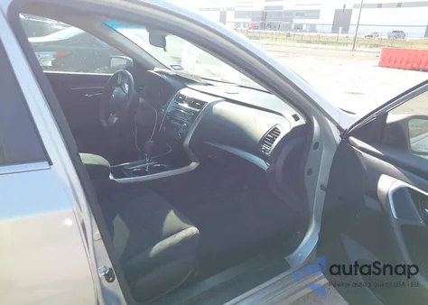 2014 Nissan Altima 2.5 S z USA, uszkodzony, nr VIN 1N4AL3APXEN359784